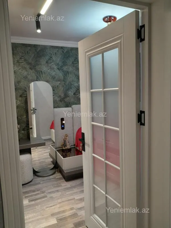 Satılır 3 otaqlı yeni tikili 65 m²