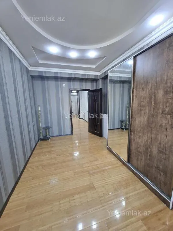 Satılır 3 otaqlı yeni tikili 117 m²