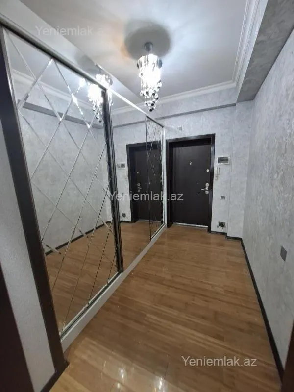Satılır 3 otaqlı yeni tikili 117 m²