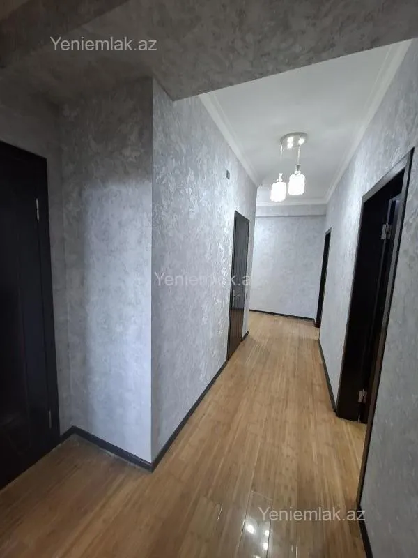 Satılır 3 otaqlı yeni tikili 117 m²