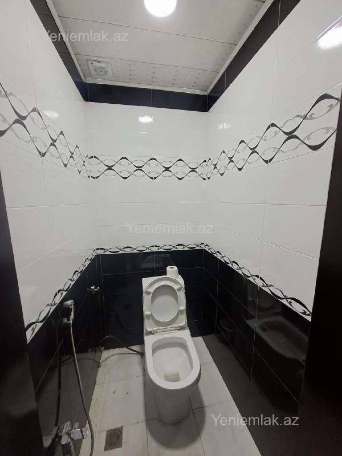 Satılır 3 otaqlı yeni tikili 117 m²