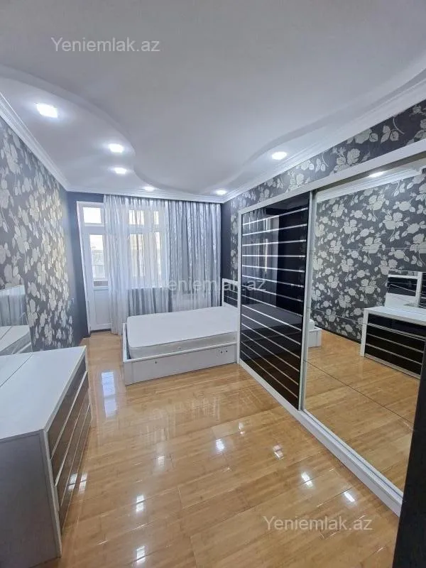 Satılır 3 otaqlı yeni tikili 117 m²