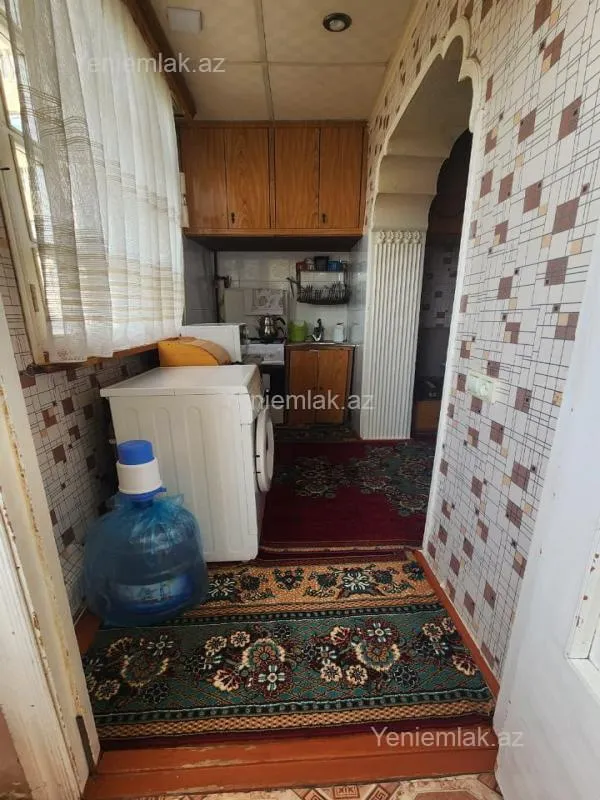 Satılır 5 otaqlı köhnə tikili 120 m²