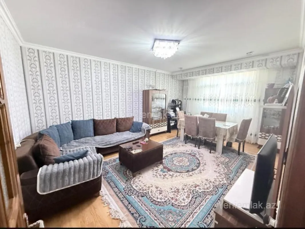 Satılır 3 otaqlı köhnə tikili 80 m²
