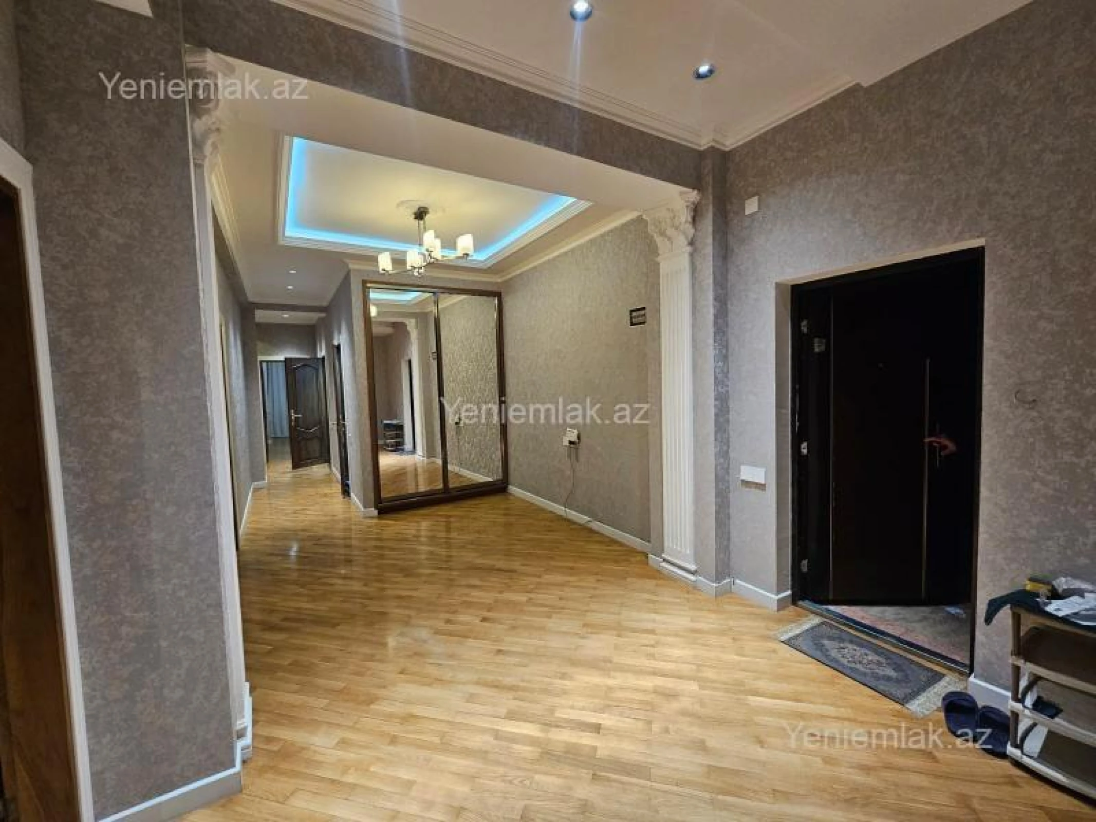 Satılır 9 otaqlı yeni tikili 223 m²