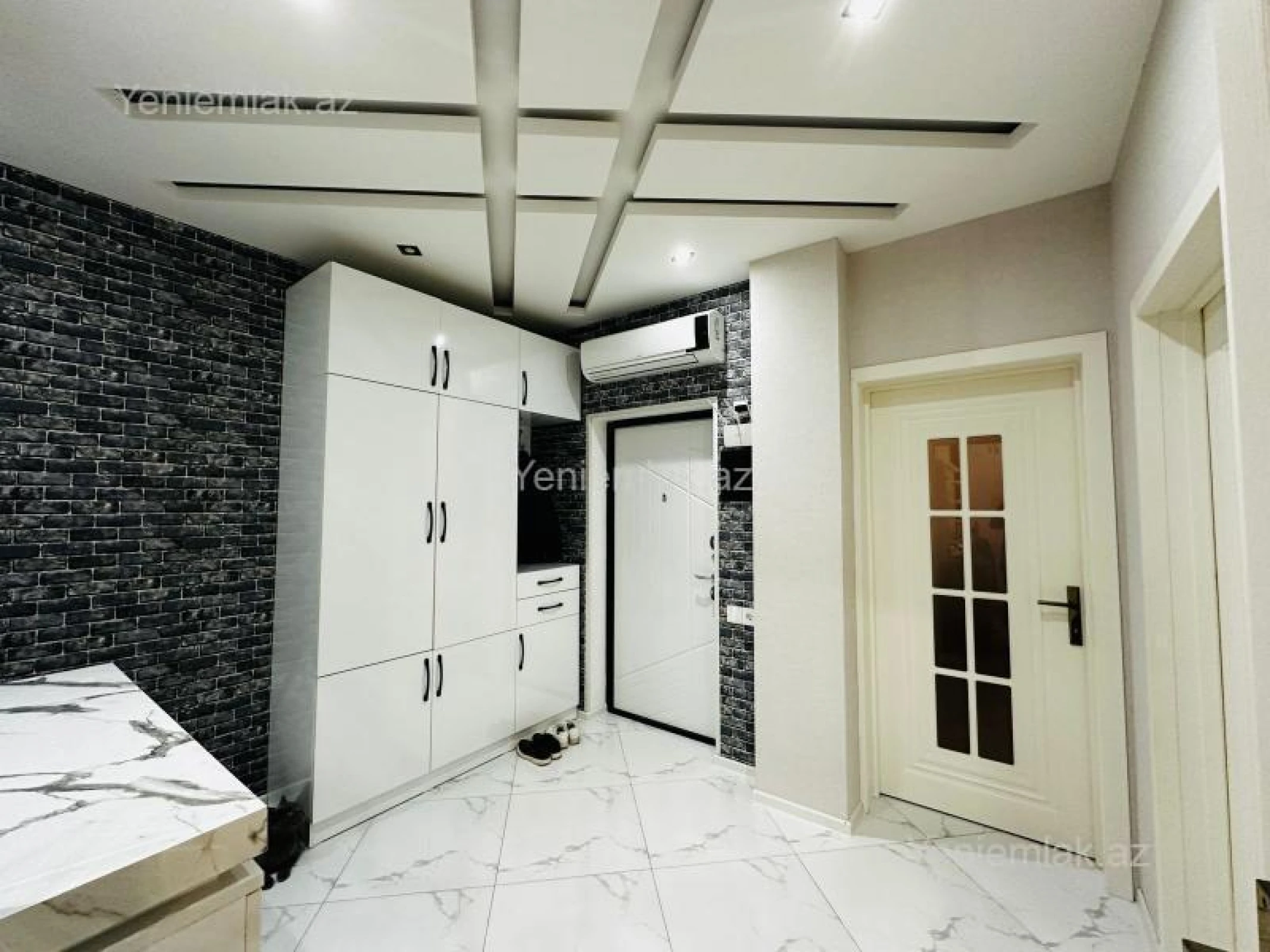 Satılır 3 otaqlı yeni tikili 77 m²