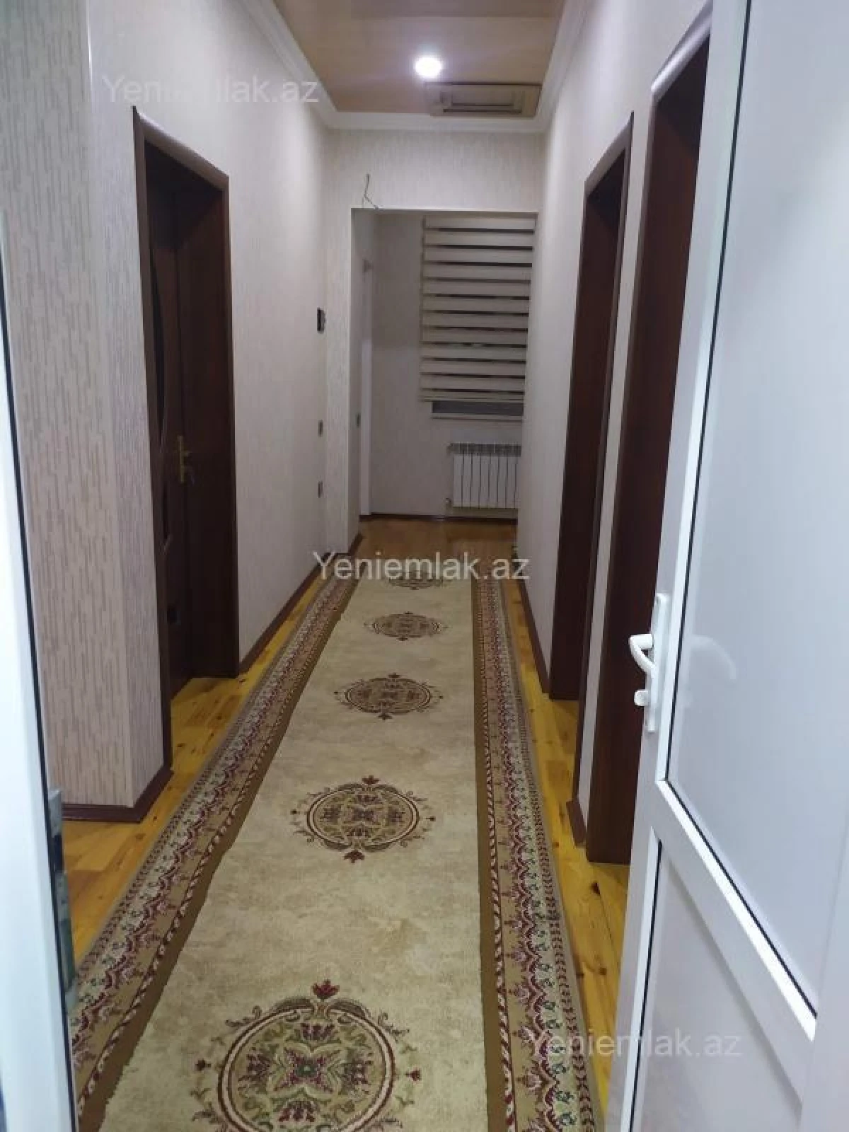 Satılır 4 otaqlı həyət evi 200 m²