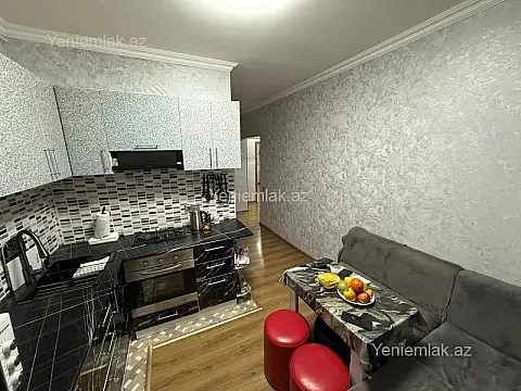 Satılır 3 otaqlı köhnə tikili 75 m²