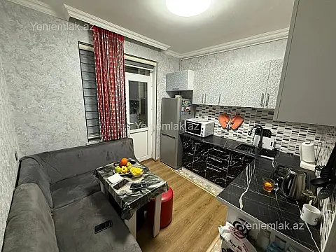 Satılır 3 otaqlı köhnə tikili 75 m²
