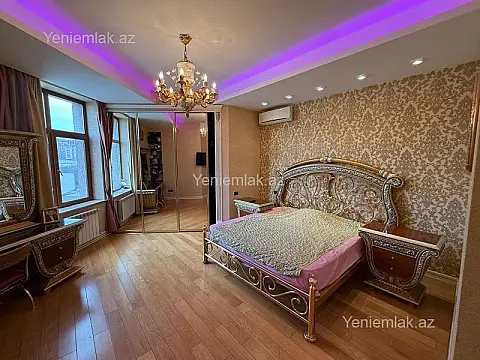 Satılır 4 otaqlı yeni tikili 234 m²
