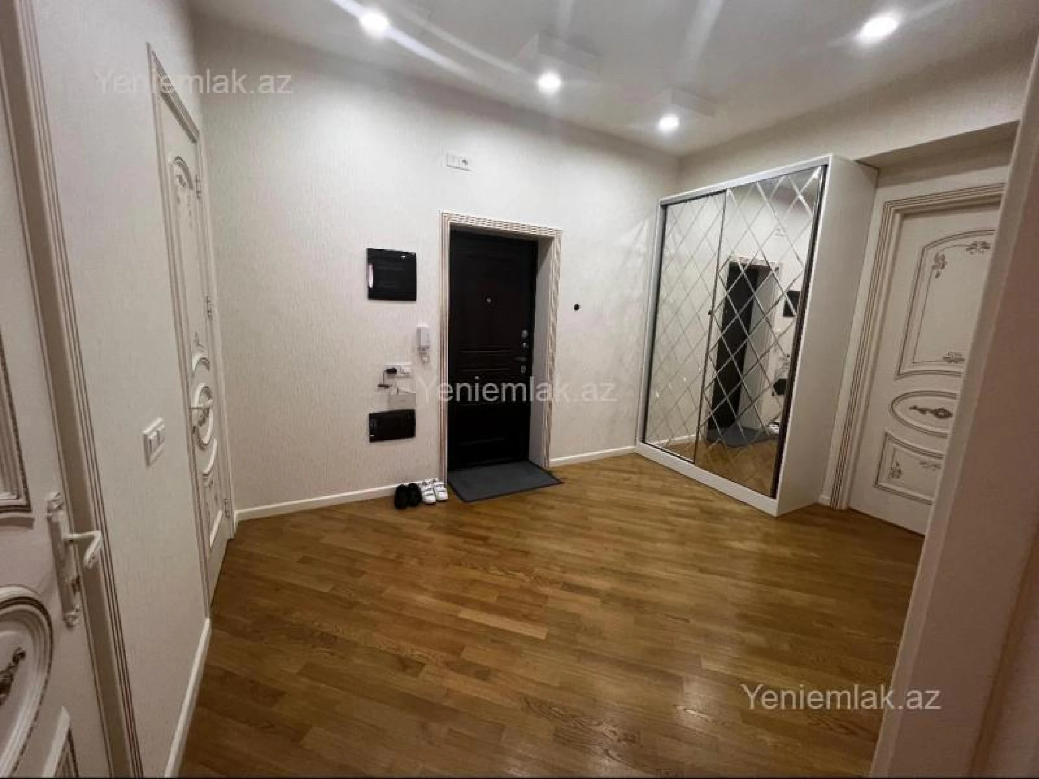 Satılır 2 otaqlı yeni tikili 94 m²