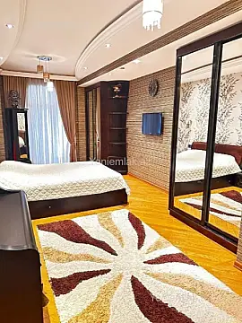 Satılır 3 otaqlı yeni tikili 141 m²