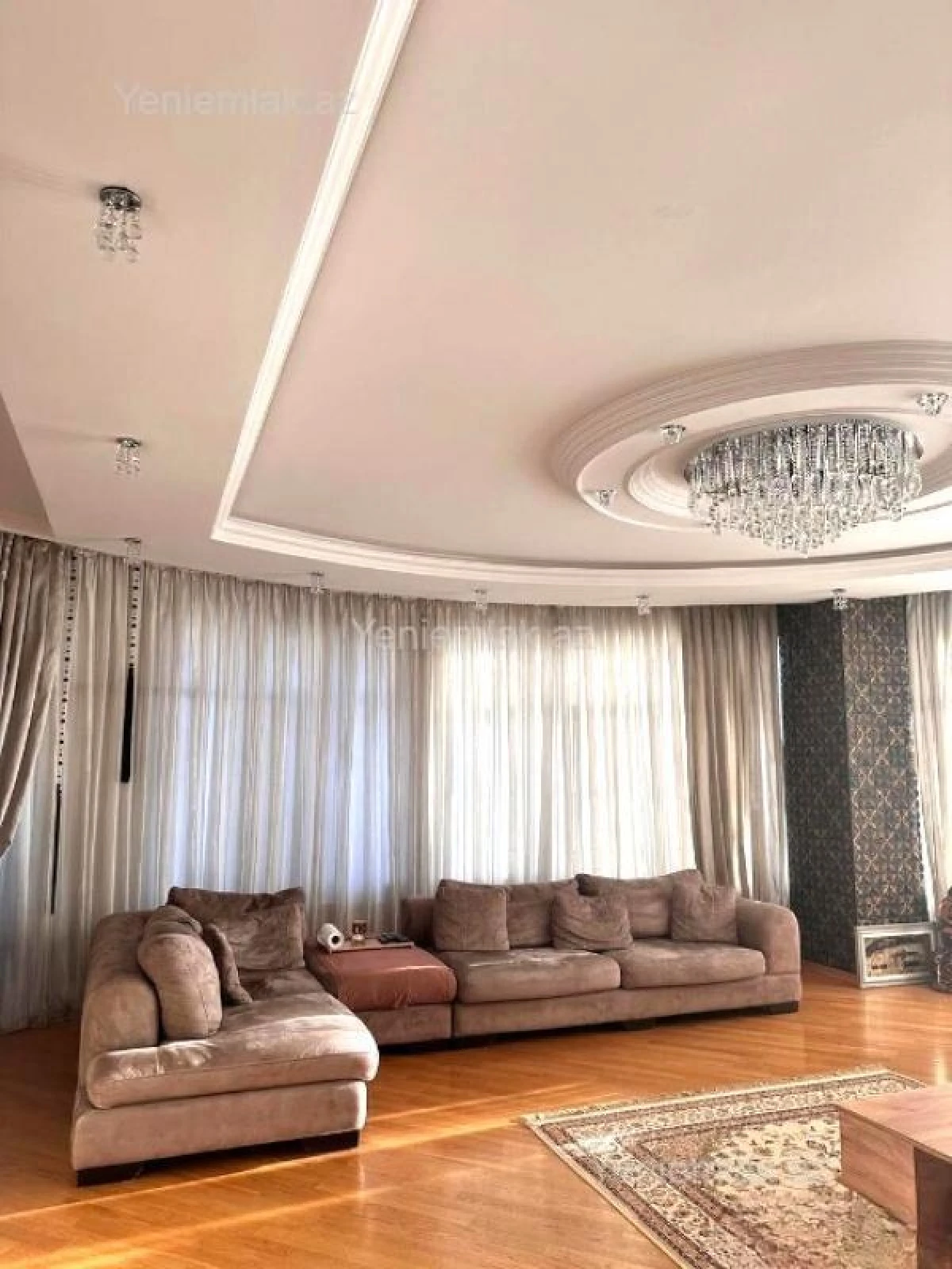 Satılır 3 otaqlı yeni tikili 141 m²