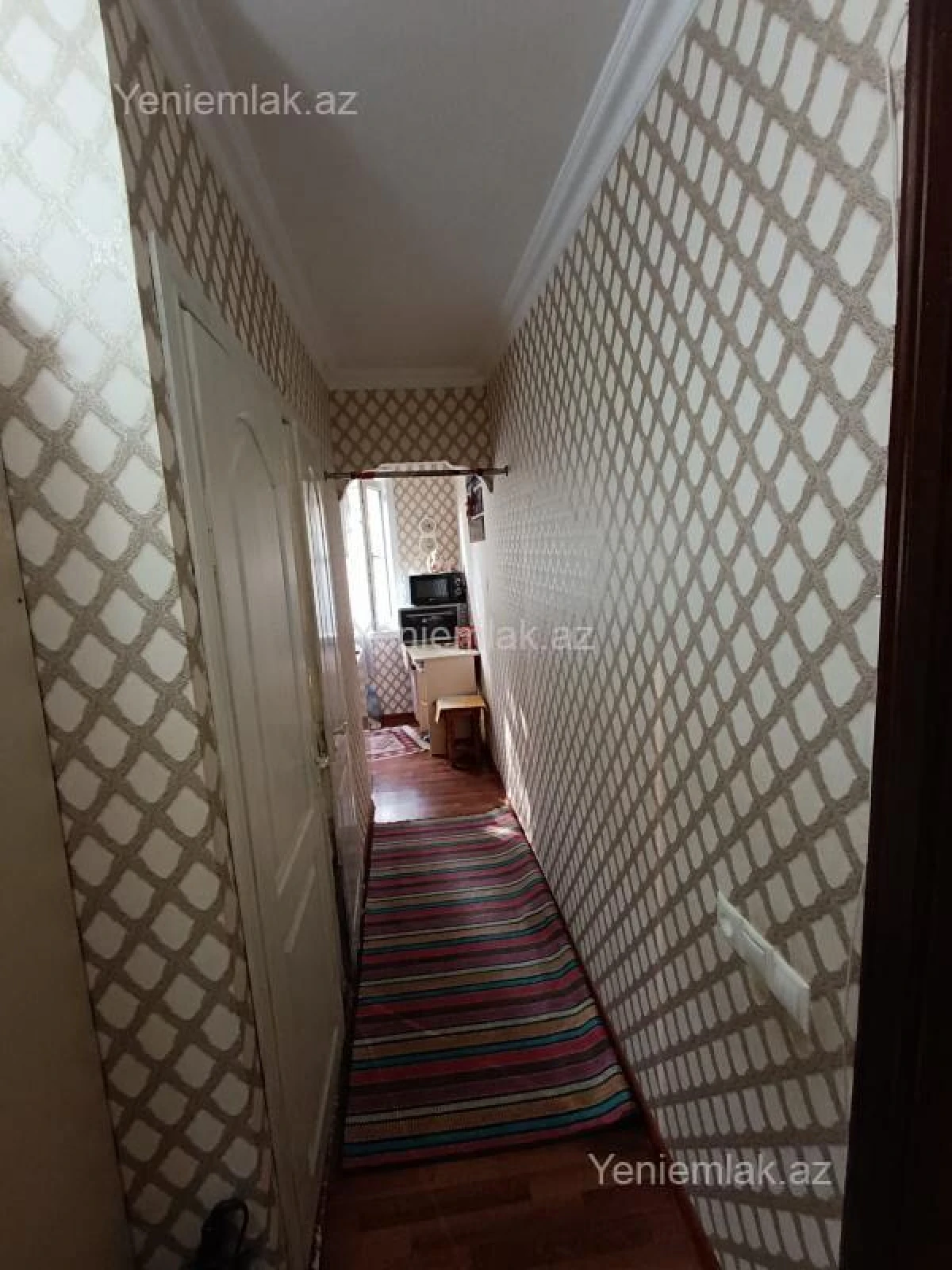 Satılır 2 otaqlı köhnə tikili 55 m²