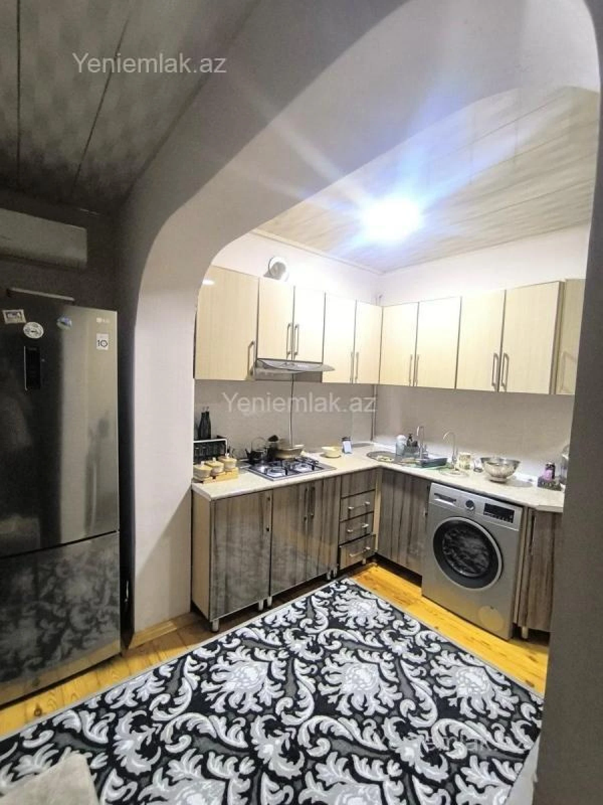 Satılır 3 otaqlı köhnə tikili 85 m²