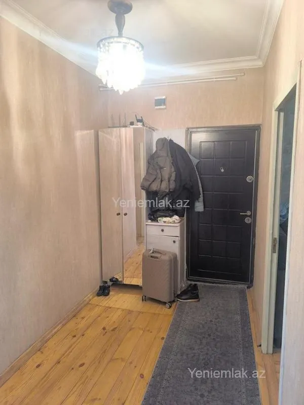 Satılır 3 otaqlı köhnə tikili 85 m²