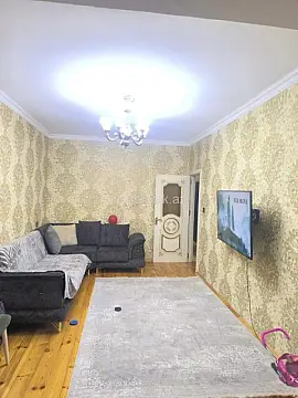 Satılır 3 otaqlı köhnə tikili 85 m²