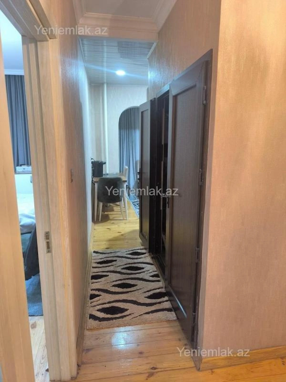 Satılır 3 otaqlı köhnə tikili 85 m²