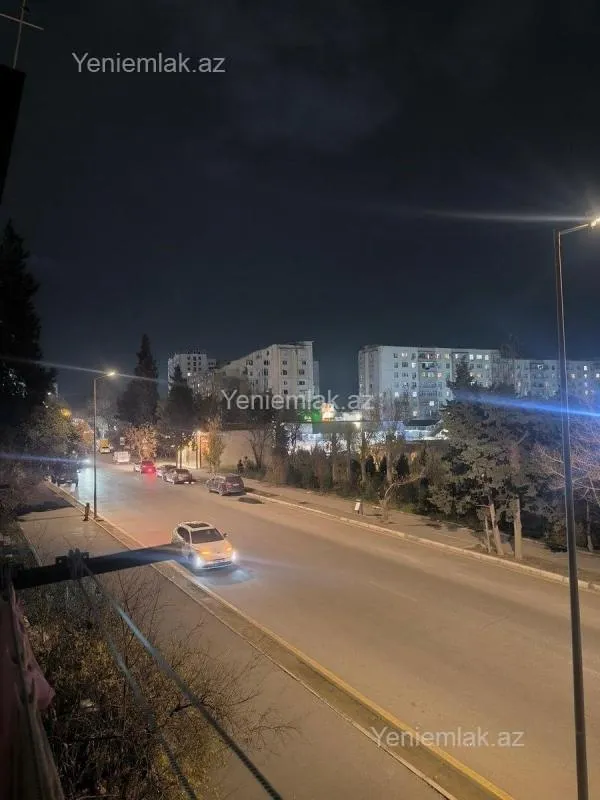 Satılır 3 otaqlı köhnə tikili 85 m²