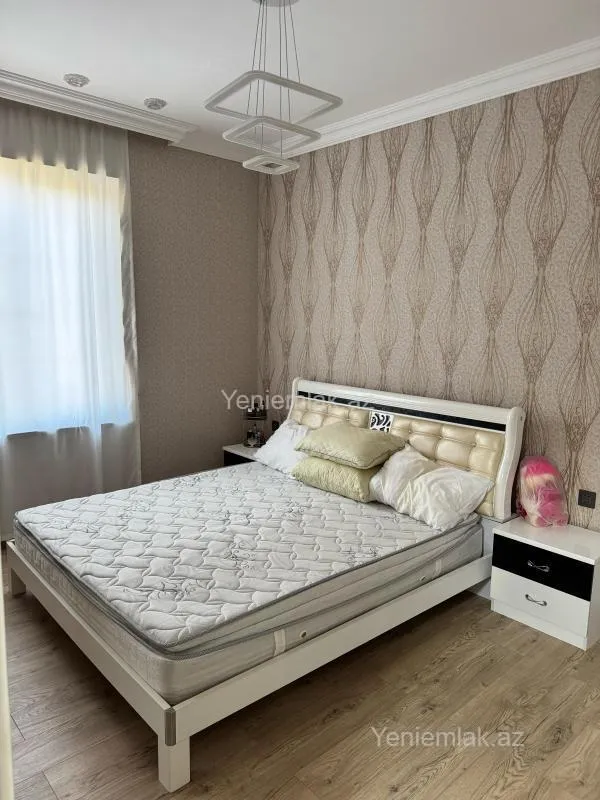 Satılır 3 otaqlı həyət evi 130 m²