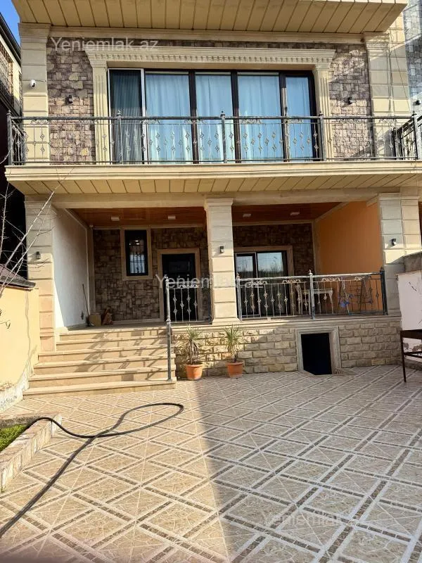 Satılır 3 otaqlı həyət evi 130 m²