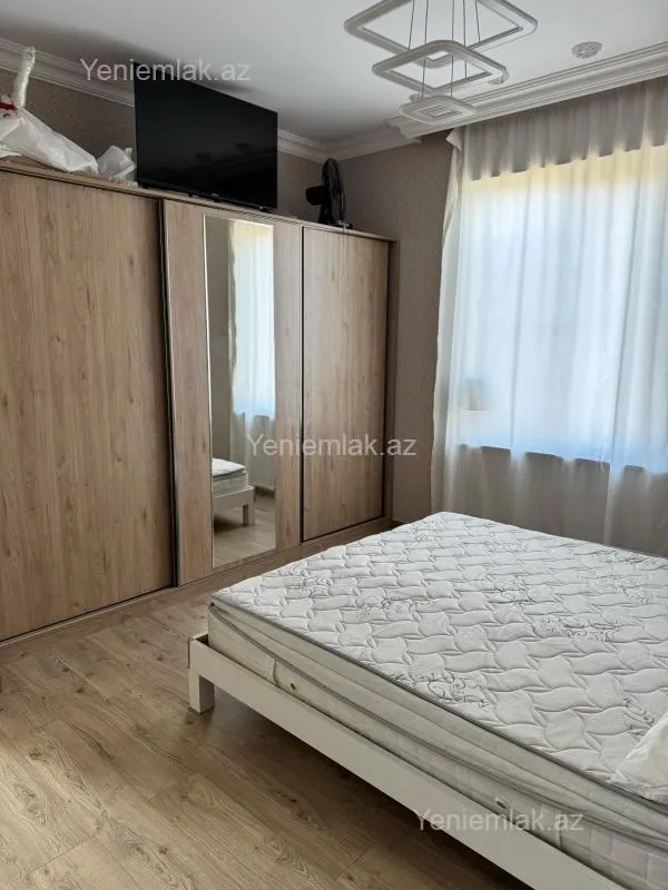 Satılır 3 otaqlı həyət evi 130 m²