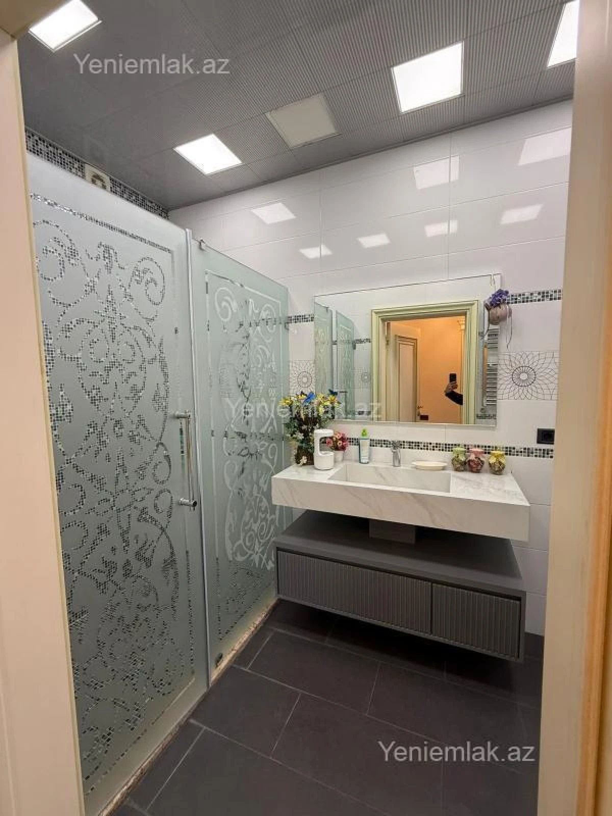 Satılır 3 otaqlı yeni tikili 98 m²