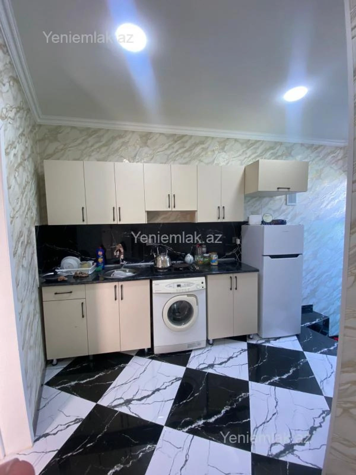 Satılır 3 otaqlı həyət evi 70 m²