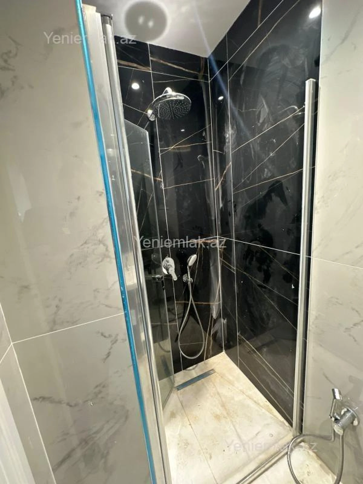 Satılır 2 otaqlı yeni tikili 40 m²