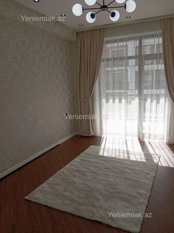Satılır 3 otaqlı yeni tikili 105 m²