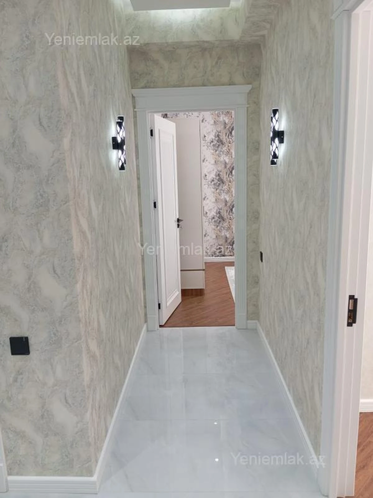 Satılır 3 otaqlı yeni tikili 105 m²