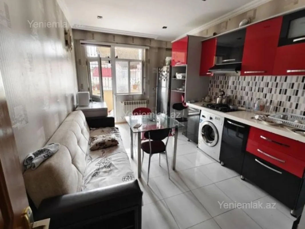 Satılır 3 otaqlı yeni tikili 83 m²