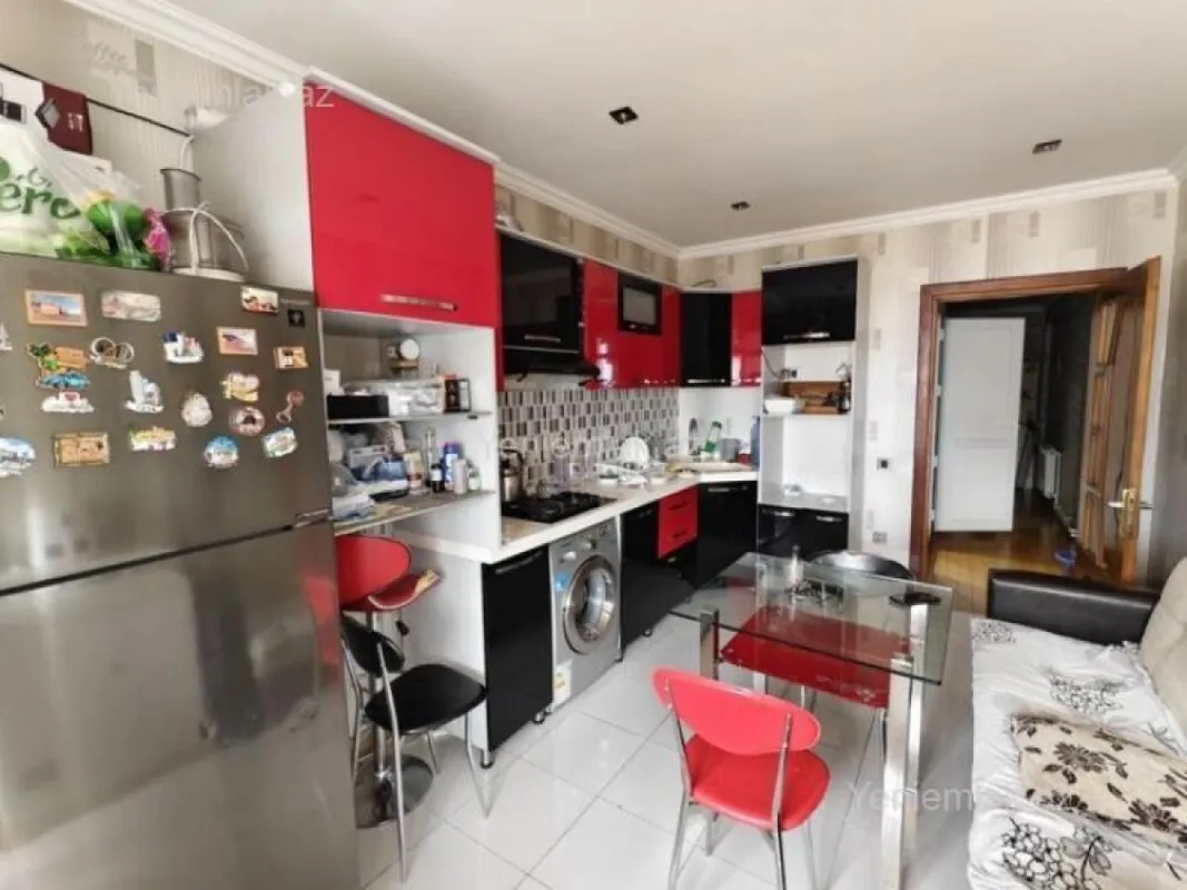 Satılır 3 otaqlı yeni tikili 83 m²