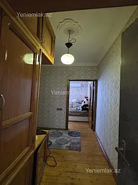 Satılır 2 otaqlı köhnə tikili 44 m²