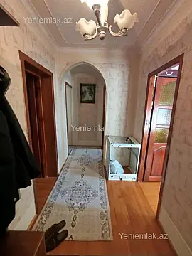 Satılır 3 otaqlı köhnə tikili 68 m² — Sumqayıt, 8-ci mikrorayon 3 otaq 68.00 m²