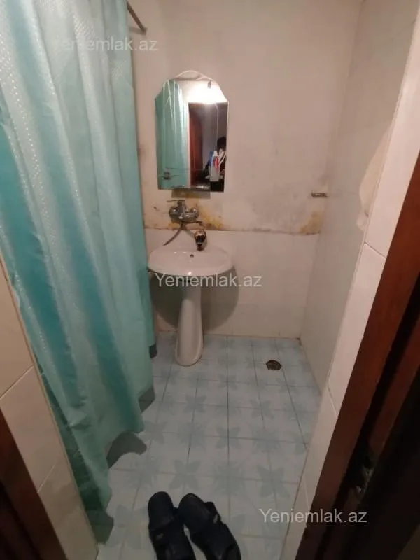 Satılır 3 otaqlı köhnə tikili 68 m²