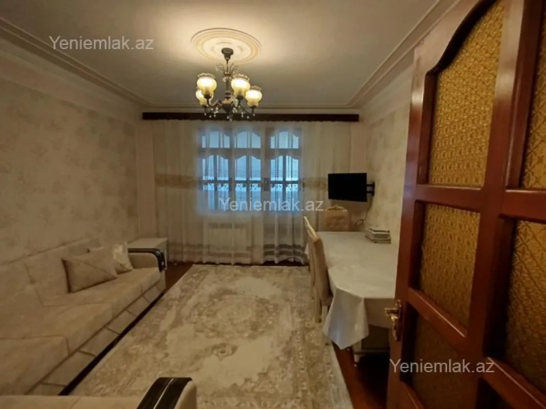 Satılır 3 otaqlı köhnə tikili 68 m²
