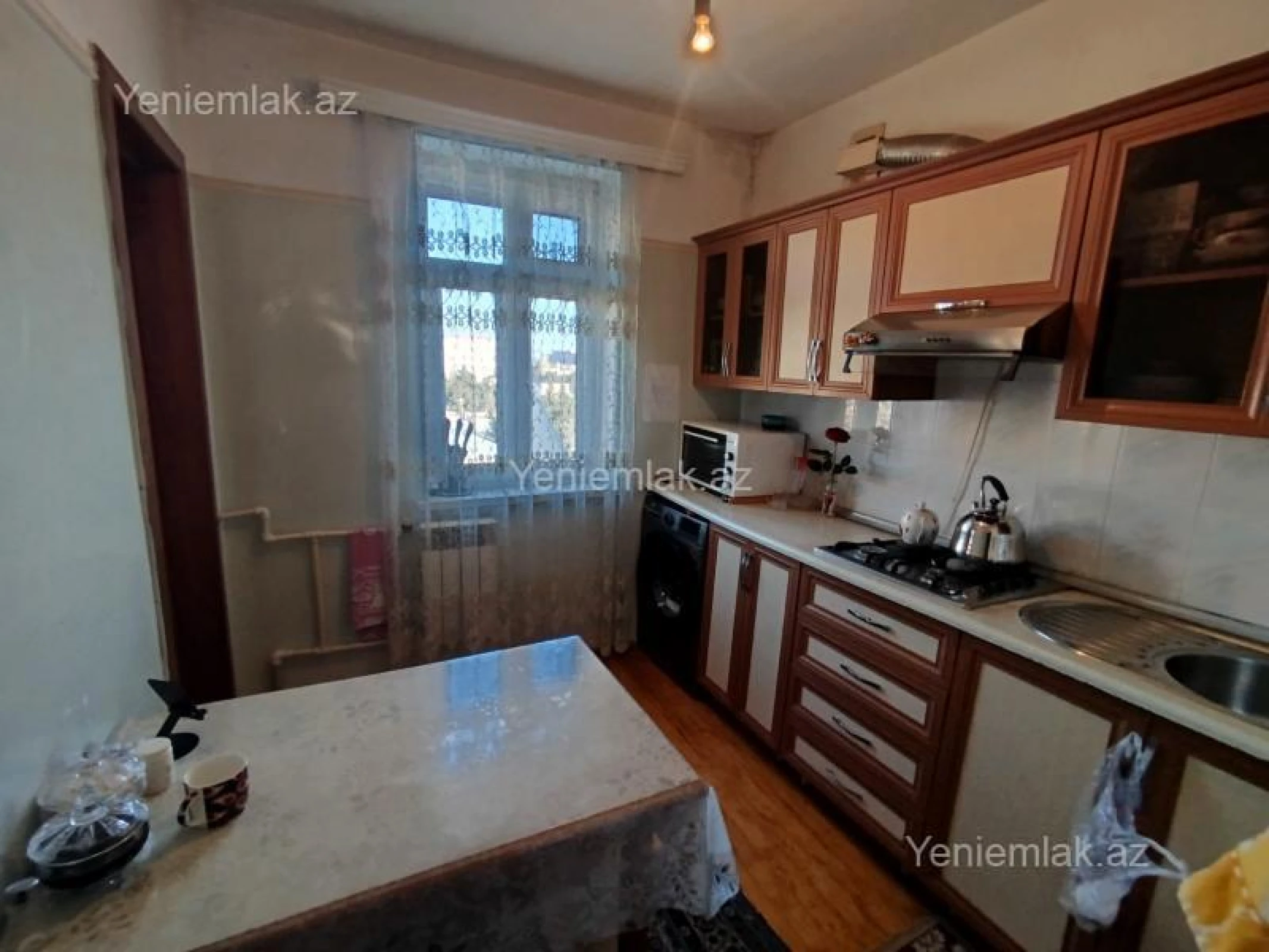 Satılır 3 otaqlı köhnə tikili 68 m²