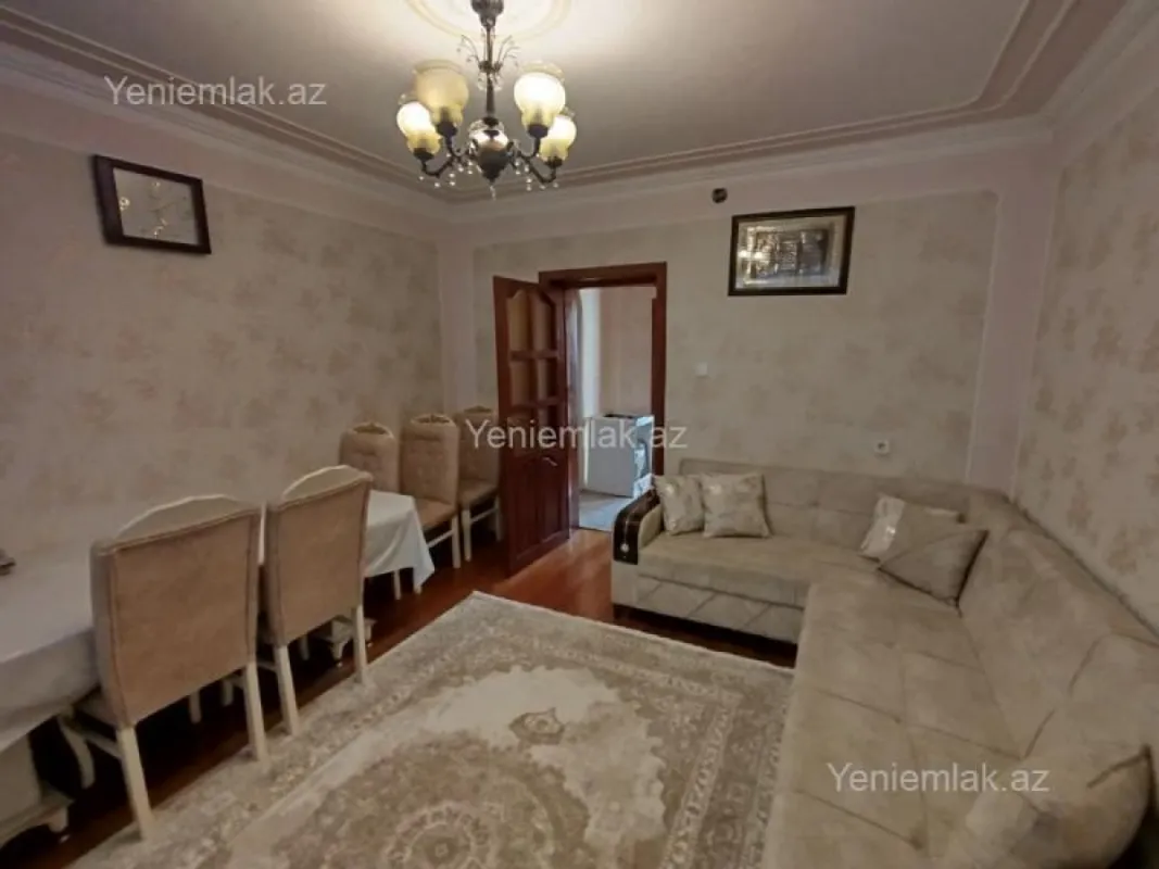 Satılır 3 otaqlı köhnə tikili 68 m²