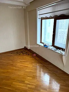 Satılır 2 otaqlı köhnə tikili 75 m²