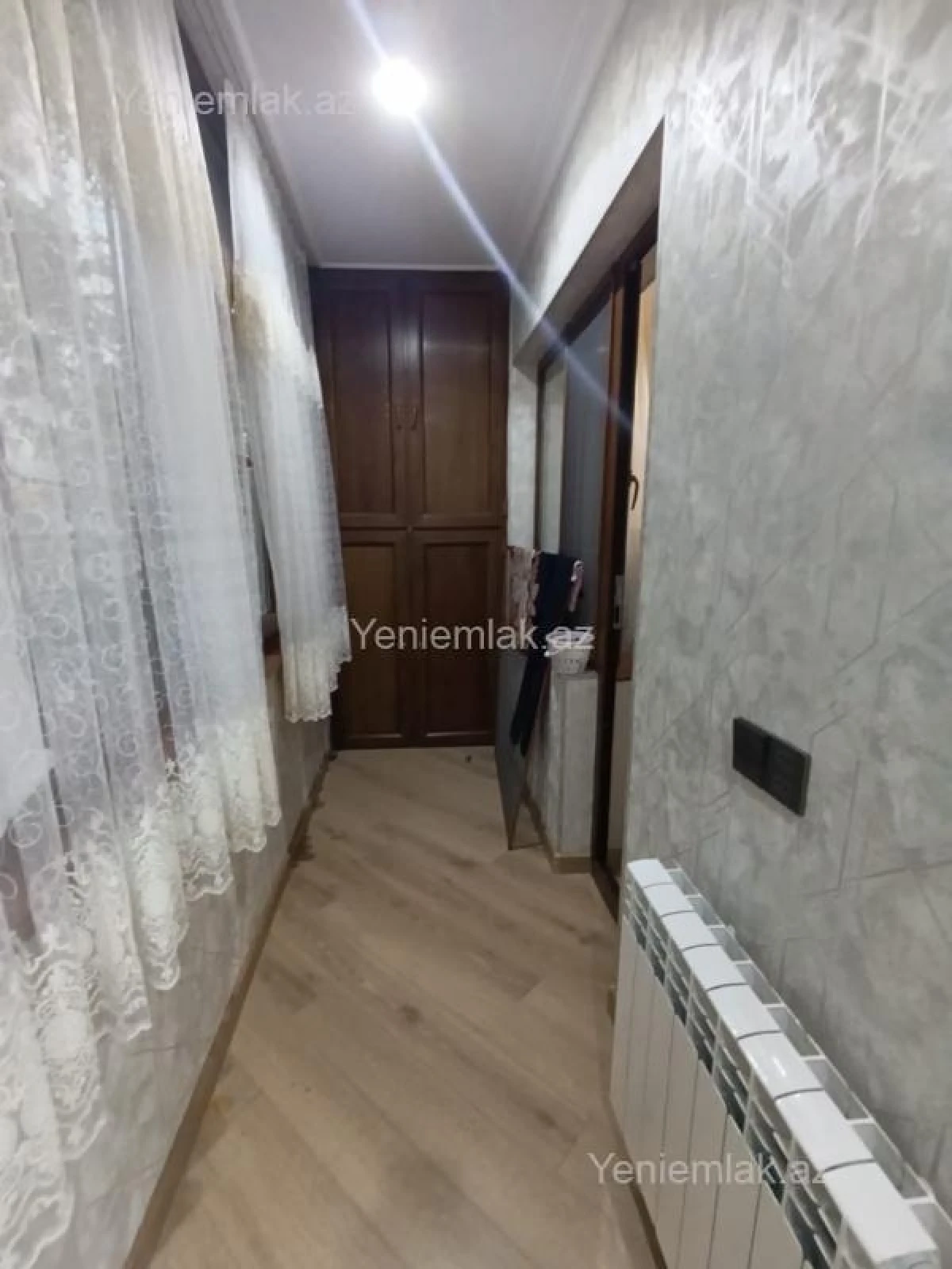 Satılır 3 otaqlı köhnə tikili 100 m²