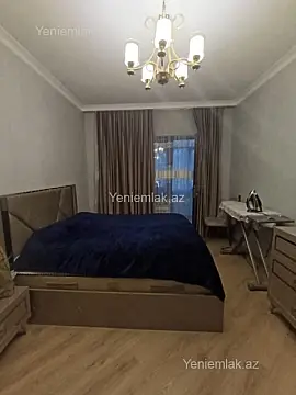 Satılır 3 otaqlı köhnə tikili 100 m²