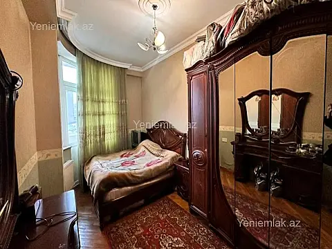 Satılır 4 otaqlı yeni tikili 165 m²