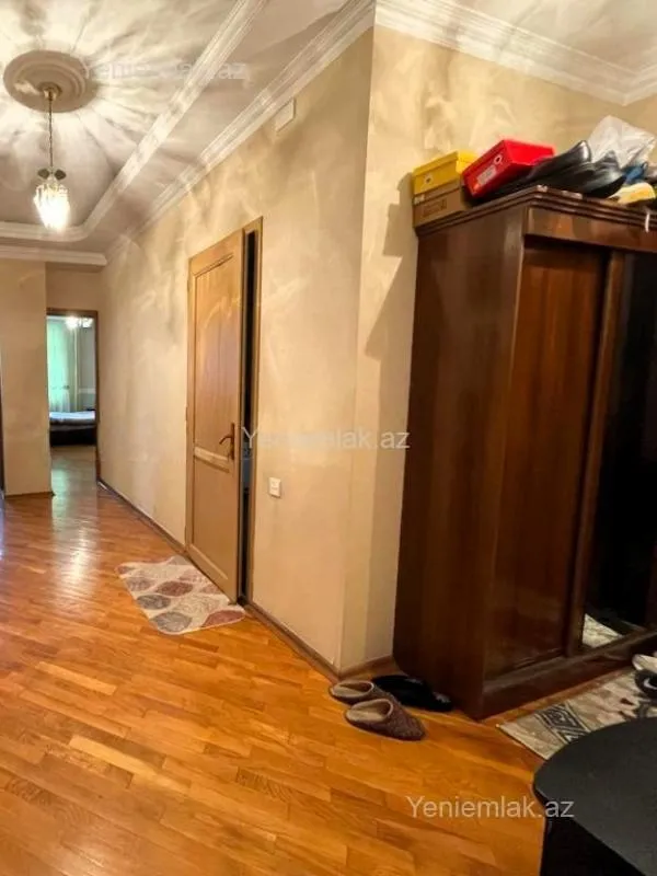 Satılır 4 otaqlı yeni tikili 165 m²
