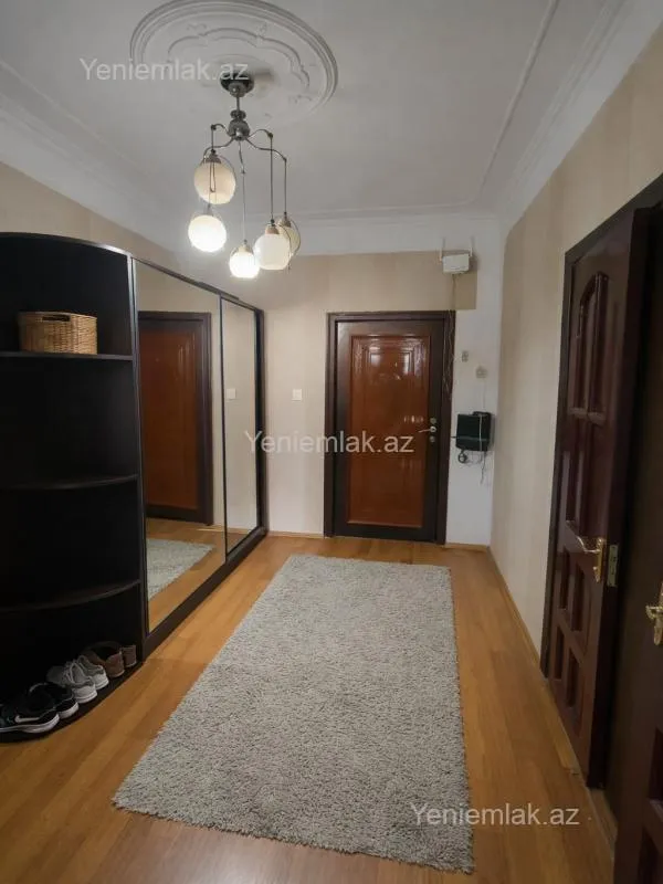 Satılır 2 otaqlı yeni tikili 65 m²