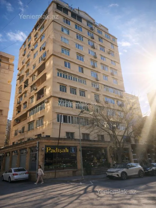 Satılır 2 otaqlı yeni tikili 65 m²