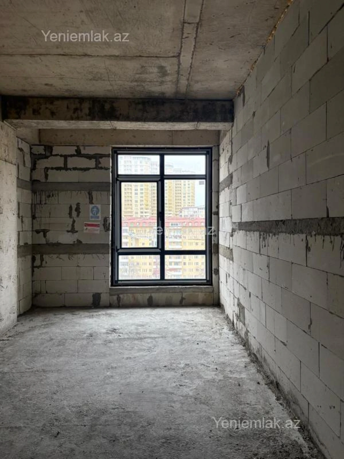 Satılır 1 otaqlı yeni tikili 72 m²