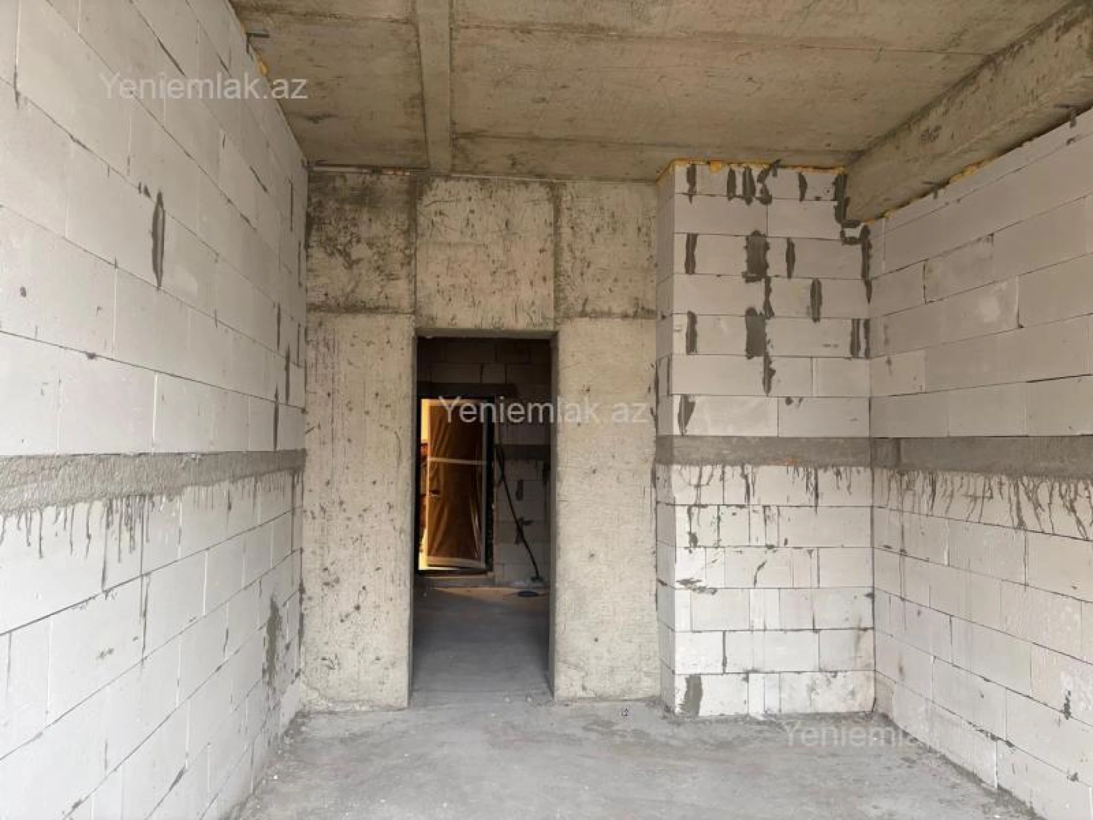 Satılır 1 otaqlı yeni tikili 72 m²