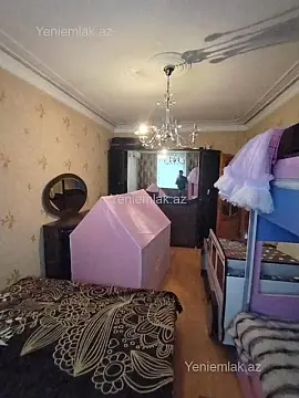 Satılır 2 otaqlı köhnə tikili 60 m²