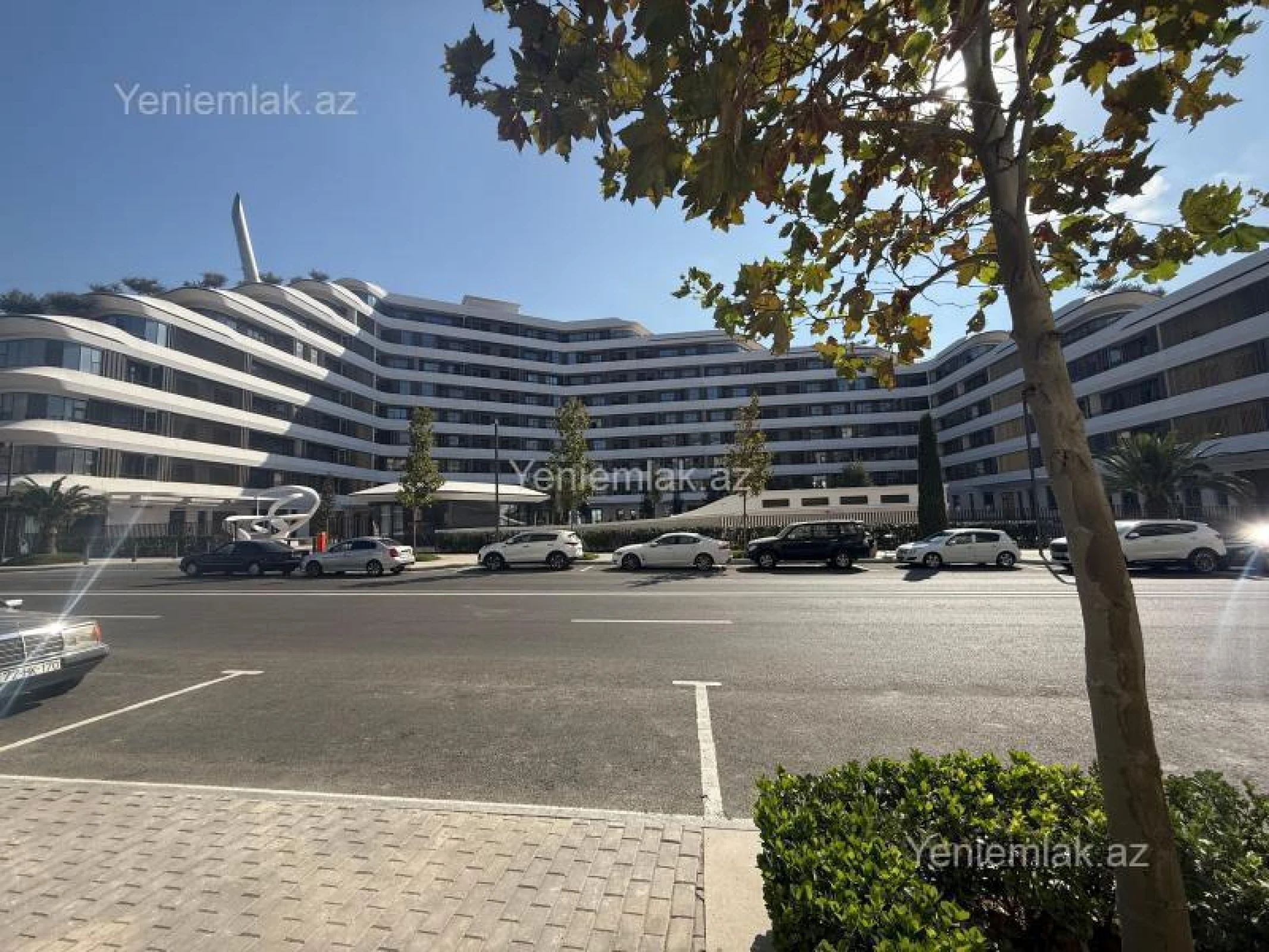 Satılır 3 otaqlı yeni tikili 140 m²